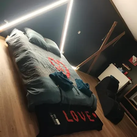 Love-room L'eden Du Desir