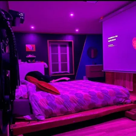 Love-room L'eden Du Desir بيت للعطل *