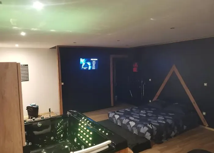 Love-room L'eden Du Désir Hébergement de vacances *